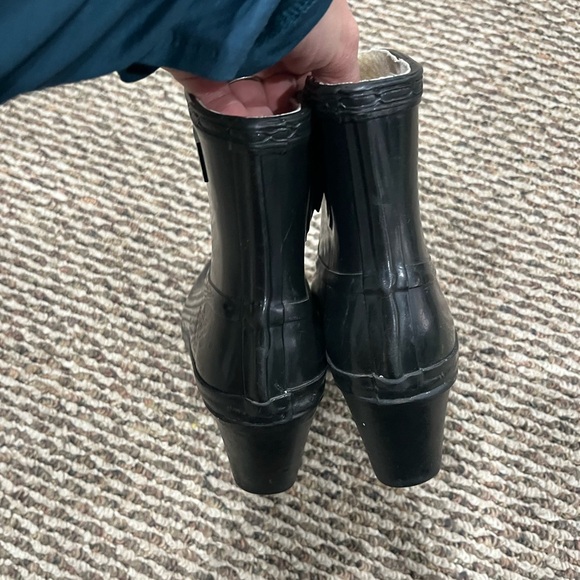Hunter Women’s Rubber Platform Rain Boots - Picture 2 of 6